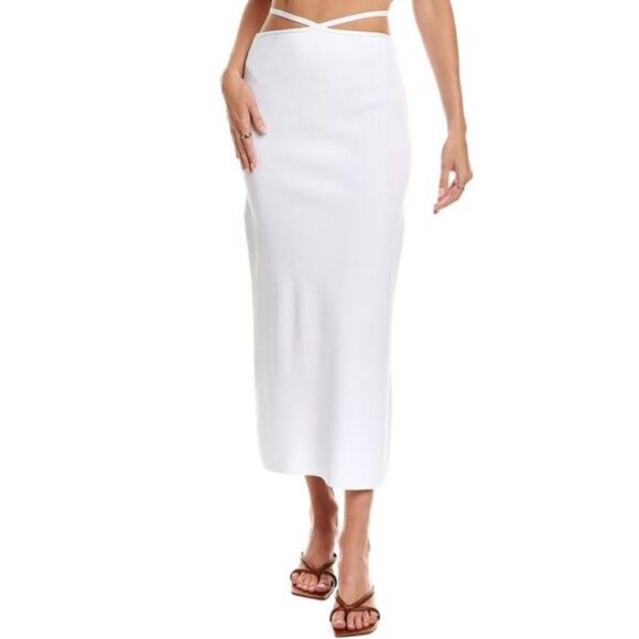 The Raine Skirt in Marshmallow
Solid & Striped - Picture 3 of 8